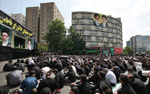 انتقاد شدید به نحوه برگزاری تجمعی به نام هیئت های عاشورای فاطمی در تهران