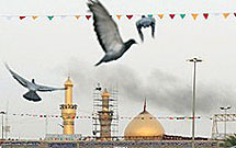 استقبال اهل سنت «‌اوز» از كاروان حامل‌ درب حرم ‌حضرت ‌ابوالفضل(ع)