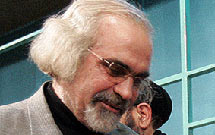 اعتبارات کانون شاعران و مداحان كافي نيست