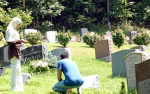 قبور مسلمانان در اتريش مورد هتک حرمت قرار گرفتند