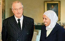 آزادی حجاب راه تفاهم غرب با مسلمانان است آزادی حجاب راه تفاهم غرب با مسلمانان است