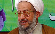 امام زمانهاي دروغين در لباس روحانيت پول به جيب ميزنند امام زمانهاي دروغين در لباس روحانيت پول به جيب ميزنند