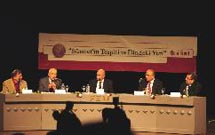 بدون حديث و سنت، حيات دينی امکان‌پذير نيست