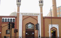 نيم ميليون غيرمسلمان از مسجد منطقه هرينجي لندن بازديد کردند نيم ميليون غيرمسلمان از مسجد منطقه هرينجي لندن بازديد کردند