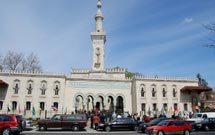 مرکز اسلامی واشنگتن؛ باشكوه و پررفت‌وآمد