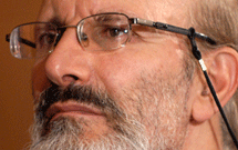 دليل تکراري بودن کارهاي مذهبي، نداشتن وسعت انديشه است