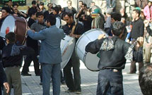 صداي طبل‌ها مانع درک مطالب وعاظ مي‌شود