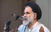 شعري كه مکتب عاشورا را تقويت کند، ارزشمند است