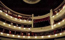 تالار وحدت، ميزبان برنامه‌هاي عاشورايي مي‌شود