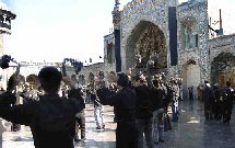 قم در سوگ اباعبدالله الحسين(ع) سياه پوش شد