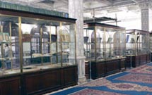 نمايشگاه «سوگ سرخ» در موزه آستان قدس رضوی برپا شد