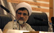 انحرافات عاشورا ناشی از قدرت‌های حاکم بعدی بوده است