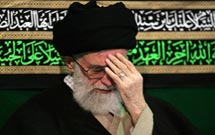 مراسم شب عاشورا با حضور رهبر معظم انقلاب برگزار شد مراسم شب عاشورا با حضور رهبر معظم انقلاب برگزار شد