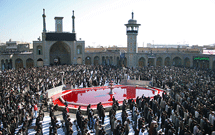 نماز ظهر عاشورا در حرم حضرت معصومه(س) اقامه شد