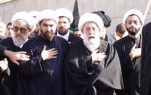 از آلات لهو و لعب در عزا خودداری کنید