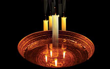 آثار سوگواره پوسترهاي عاشورايي در سراسر كشور به نمايش درمي‌آيند