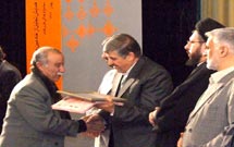 خادمان و پيرغلامان حسيني در اردبيل تجليل شدند خادمان و پيرغلامان حسيني در اردبيل تجليل شدند