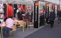 نمايشگاه كتاب «محرم و انقلاب اسلامي» در مرند گشايش يافت