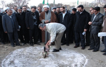 كلنگ نخستين طرح جامع بقاع امامزادگان به زمين زده شد