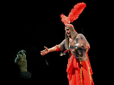 ماندگاری تعزیه نیازمند پژوهش است