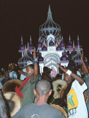 بار دیگر تجه همراه با نوازندگان تسه