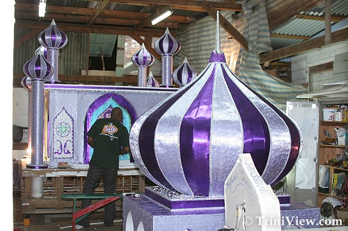 درون امام باره تجه ساخته می شود