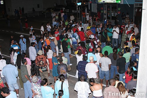 این مراسم بینندگان فراوانی دراد