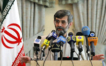 عاشورا نماد و رمز ظلم ستيزي و عدالت خواهي است