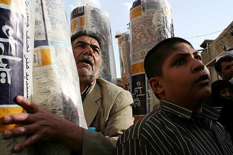 213 تخته فرش به بارگاه امام حسين(ع) اهدا شد