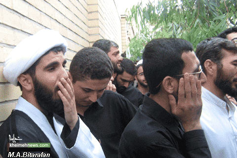 عزاداری مردمی در مقابل بیت مرحوم آیت الله بهجت