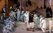 درباره خورشيد كاروان درباره خورشيد كاروان