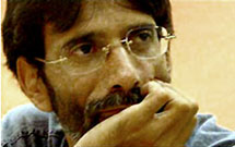 عدهای تئاتر دینی را در تملک خود درآوردهاند عدهای تئاتر دینی را در تملک خود درآوردهاند