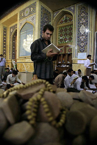 پایان مراسم معنوی اعتکاف در مسجد مقدس جمکران