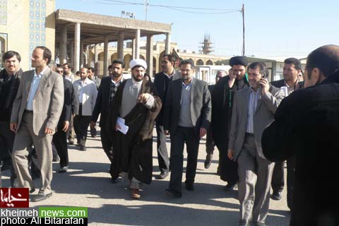 حضور وزیر فرهنگ و ارشاد اسلامی در مسجد مقدس