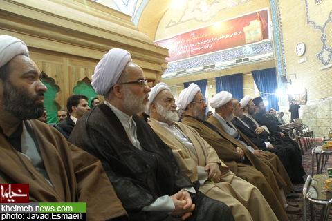 نخستين شبکه نصب شده بر روي ضريح جديد امام حسين(ع)