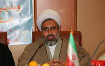 از شاعران آیینی برای چاپ آثارشان حمایت می‌شود