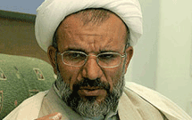 تبیین شخصیت حضرت زهرا(س) نباید با خرافهگویی باشد تبیین شخصیت حضرت زهرا(س) نباید با خرافهگویی باشد