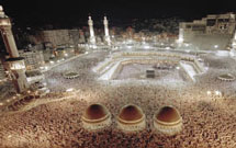 حج فضایی بی‌نظیر برای تعامل گروهی تمام مسلمانان است