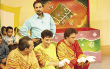 دست‌های شاد فتیله‌ای‌ها دعا می‌کنند