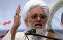 مسئولان در حمایت از ستاد عتبات عالیات درنگ نکنند