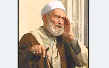 نصب تندیس مؤذن‌زاده اردبیلی در اردبیل