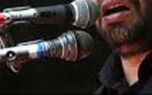 مقابله با خرافه‌گويی مهمترين وظيفه شعرای مذهبی است