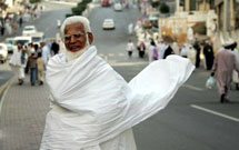 حج امسال حج پيرمردهاست