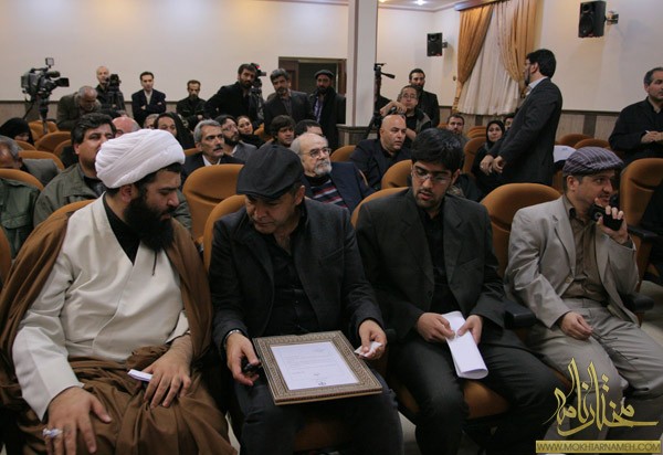 علیرضا سجادپور (مدیر کل نظارت و ارزشیابی سینمایی وزارت ارشاد) ، ؟ ، فریبرز عرب نیا ، حجت الاسلام وکیلی