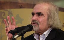 قم كانون توليد شعر آيينی كشور است