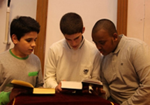 توزیع قرآن مجید در "لندن"