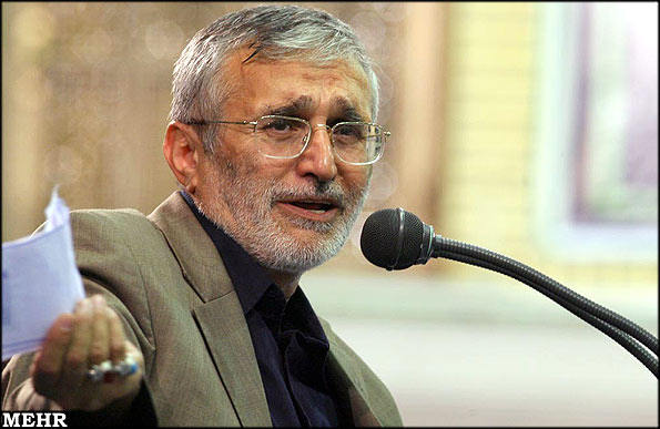 منصور ارضی: حزب الله پای دینش ایستاده است