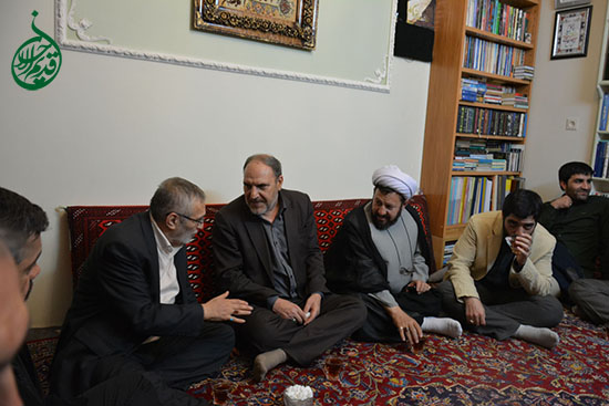 مداحان در منزل حاج ولی الله کلامی مهمان شدند