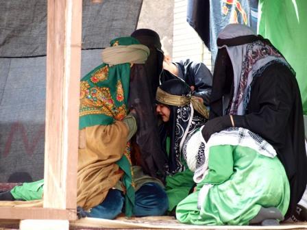 مراسم تعزیهخوانی حضرت زهرا(س) در سراب برگزار شد مراسم تعزیهخوانی حضرت زهرا(س) در سراب برگزار شد