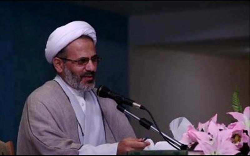 عمرهگزاران تحصیل کرده آموزشهای ویژه دریافت میکنند عمرهگزاران تحصیل کرده آموزشهای ویژه دریافت میکنند